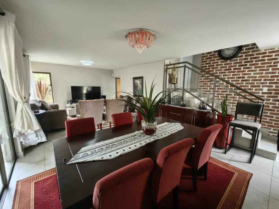 To Let 3 Bedroom Property for Rent in La Camargue Private Country Estate North West